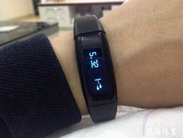 入手乐心智能手环